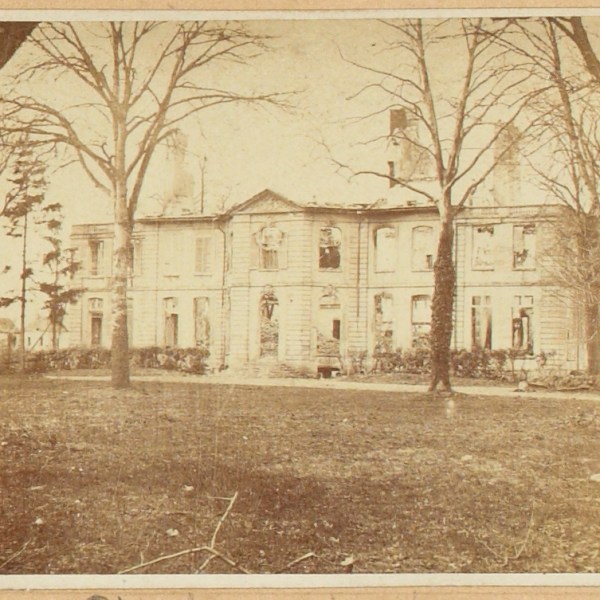 La tisseuse d’histoires – Résidence de&nbsp;création.